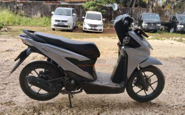 HONDA  BEAT