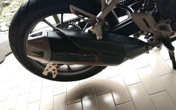 HONDA CBR 150 R