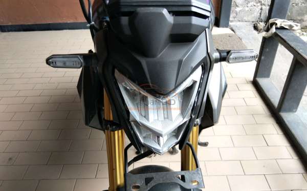 HONDA CBR 150 R