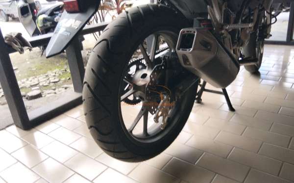 HONDA CBR 150 R
