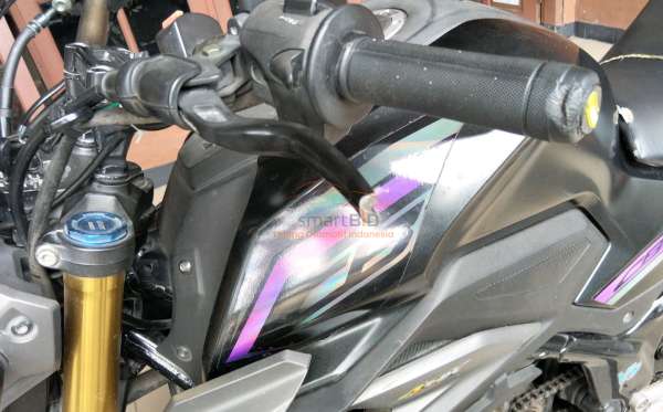 HONDA CBR 150 R