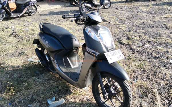 HONDA  GENIO