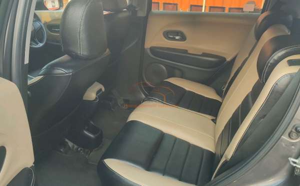 HONDA HRV RU1 1.5 S