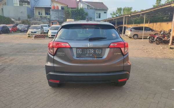 HONDA HRV RU1 1.5 S