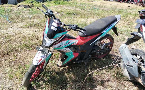 HONDA SONIC 150 R