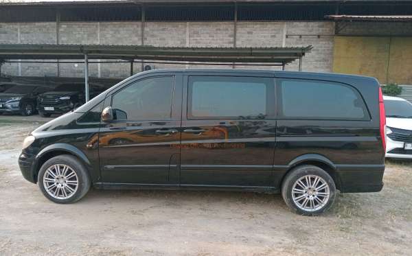 MERCEDES BENZ V350 AT (CBU)