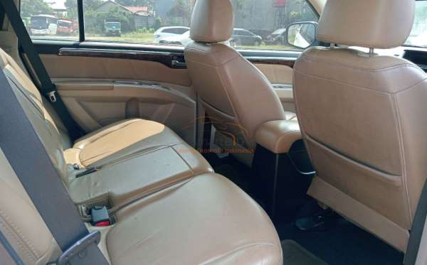 MITSUBISHI PAJERO SPORT 2.5 D EXCEED (4X2)
