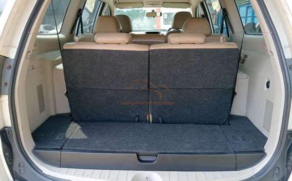 MITSUBISHI PAJERO SPORT 2.5 D EXCEED (4X2)