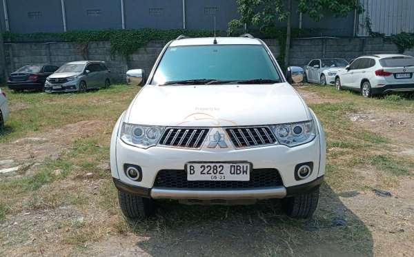 MITSUBISHI PAJERO SPORT 2.5 D EXCEED (4X2)