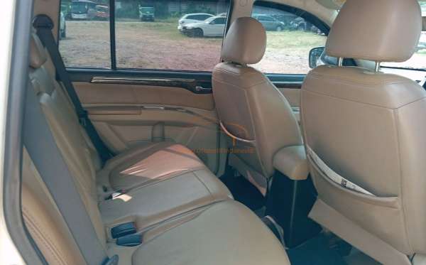 MITSUBISHI PAJERO SPORT 2.5 D EXCEED (4X2)