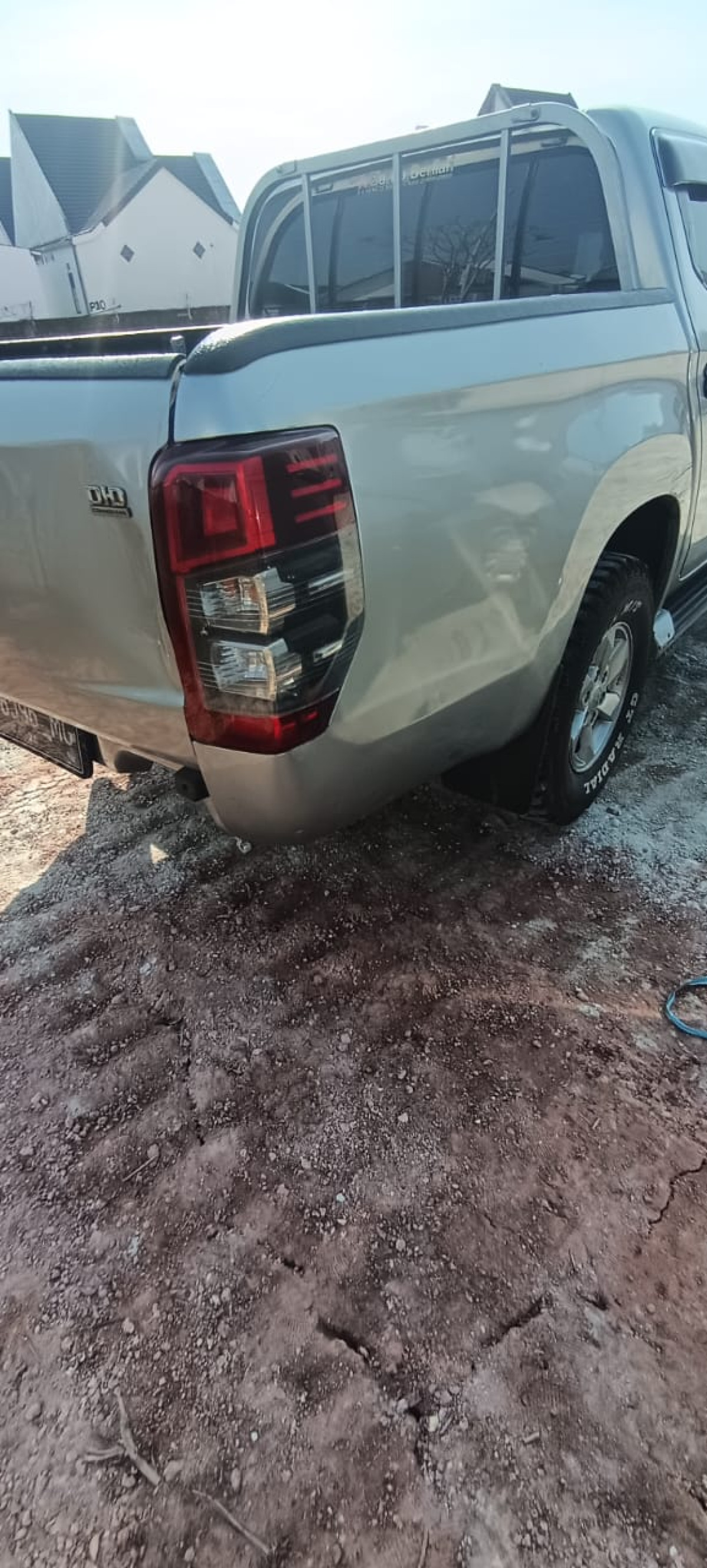 MITSUBISHI  TRITON DC