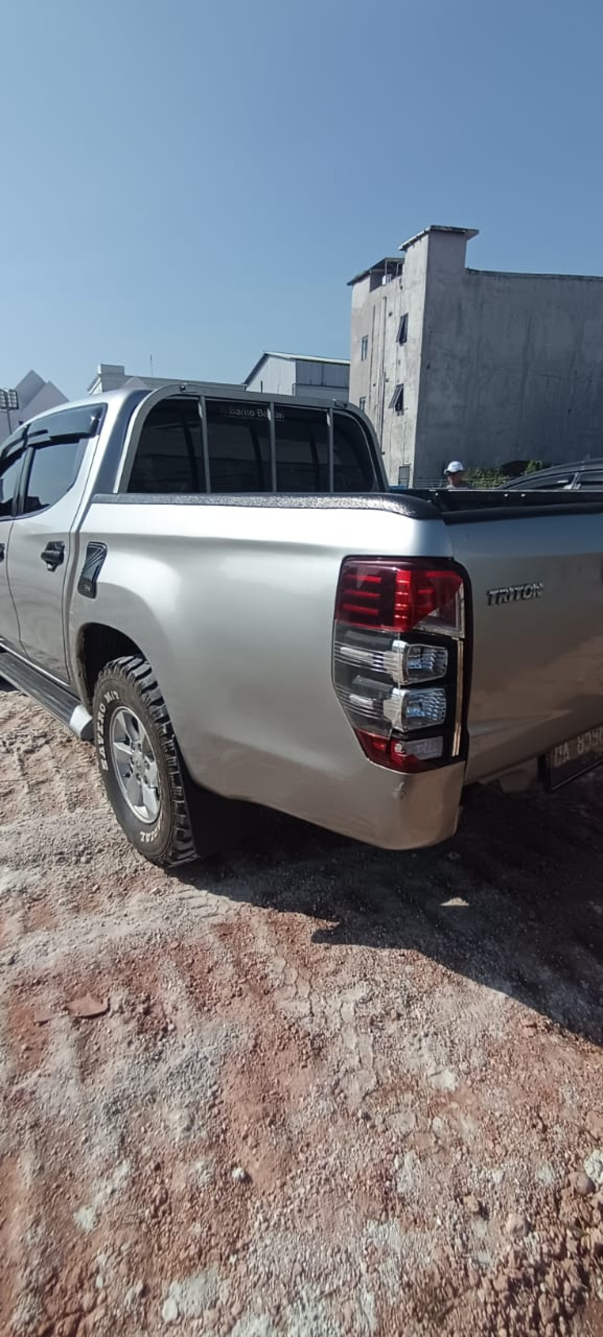 MITSUBISHI  TRITON DC