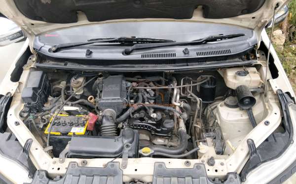 TOYOTA  AVANZA  G