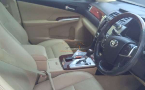 TOYOTA CAMRY V 2.5