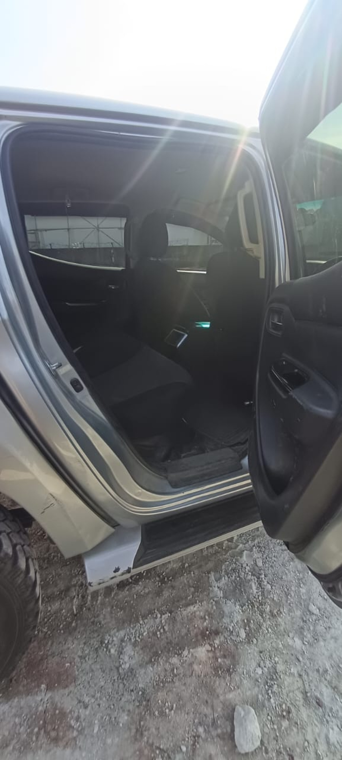 MITSUBISHI  TRITON DC