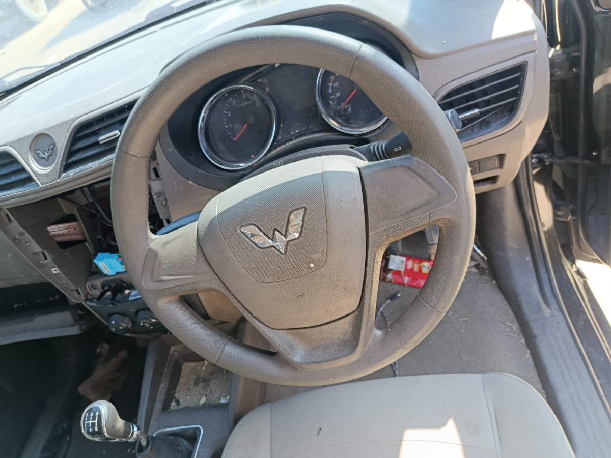 WULING FORMO