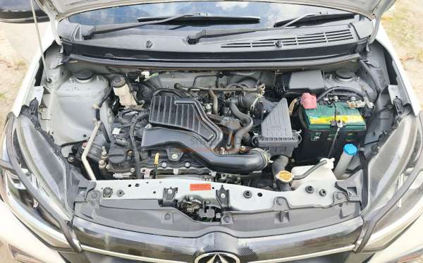 DAIHATSU AYLA 1.2R