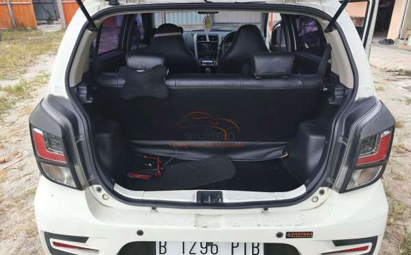 DAIHATSU AYLA 1.2R