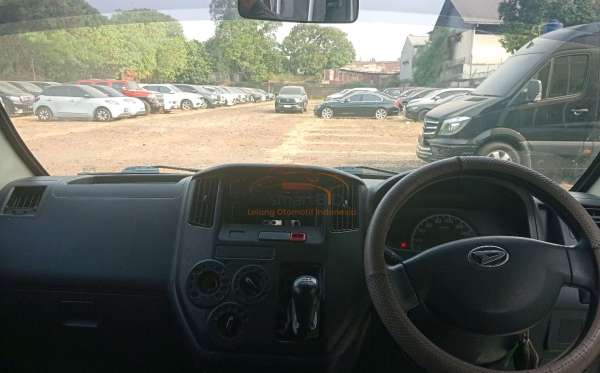 DAIHATSU GRAN MAX BLIND VAN