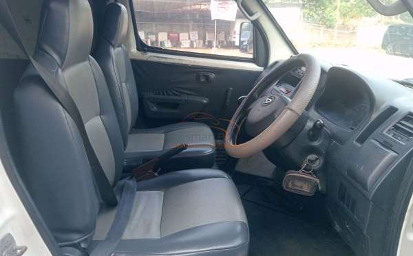 DAIHATSU GRAN MAX BLIND VAN