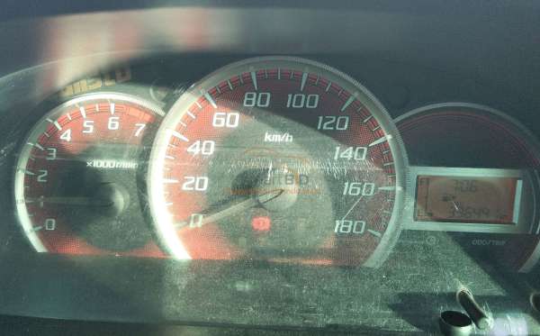 DAIHATSU XENIA