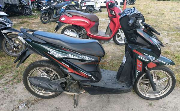 HONDA  BEAT