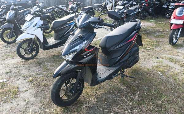 HONDA  BEAT