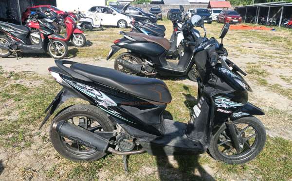 HONDA  BEAT