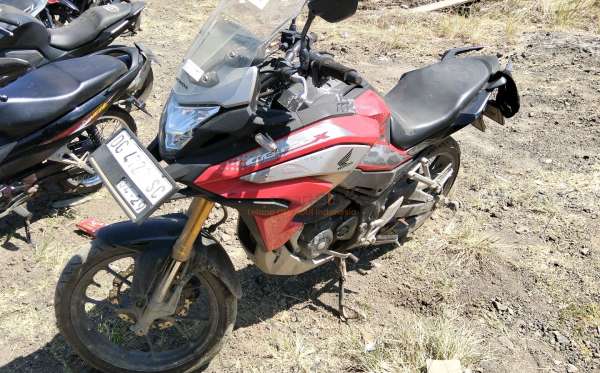 HONDA CB 150 X