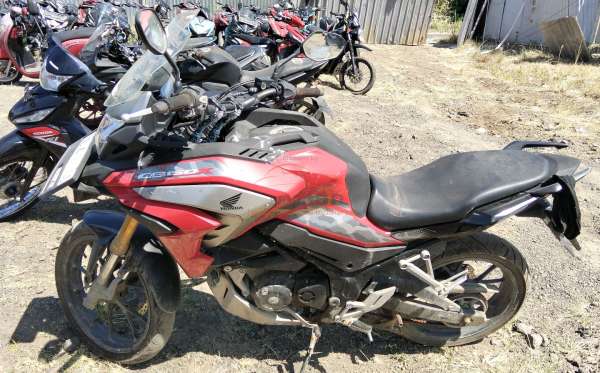 HONDA CB 150 X