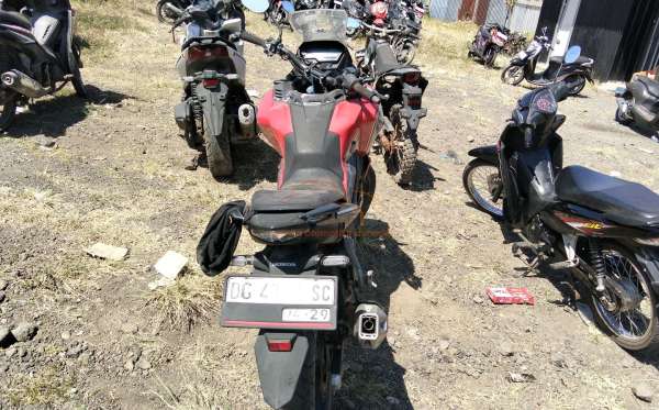 HONDA CB 150 X