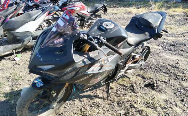 HONDA CBR 150 R