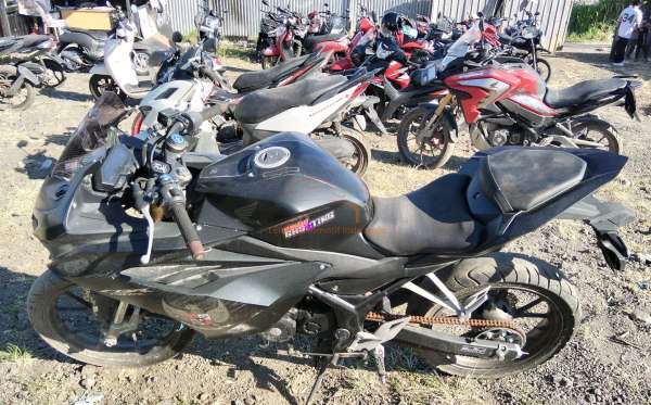 HONDA CBR 150 R