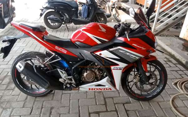 HONDA CBR 150