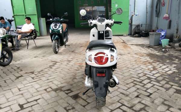 HONDA  SCOOPY