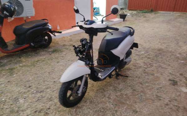 HONDA SCOOPY PRESTIGE