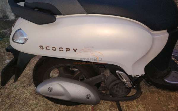 HONDA SCOOPY PRESTIGE