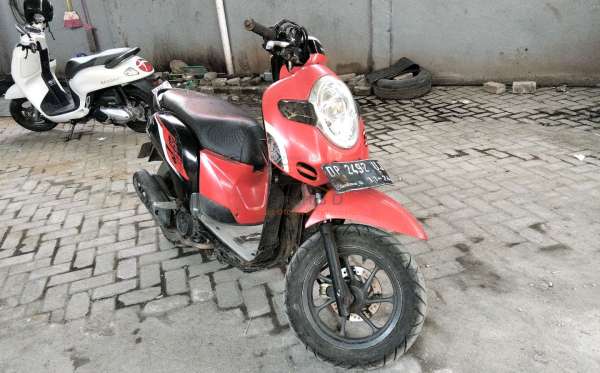 HONDA  SCOOPY