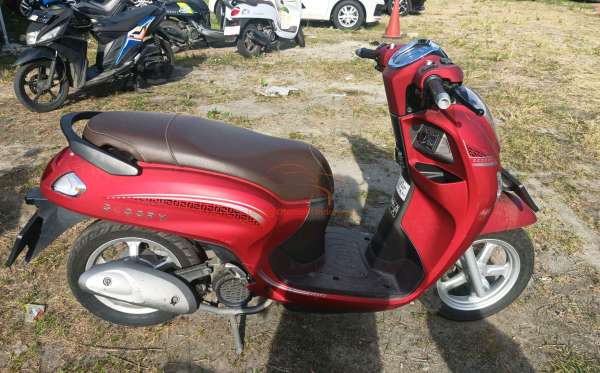 HONDA  SCOOPY