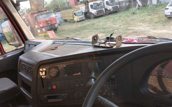 HONGYAN  DUMP TRUCK CQ-3314 (8X4)