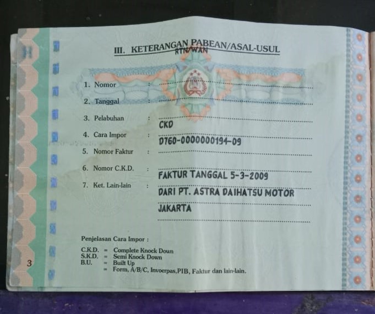 DAIHATSU  XENIA