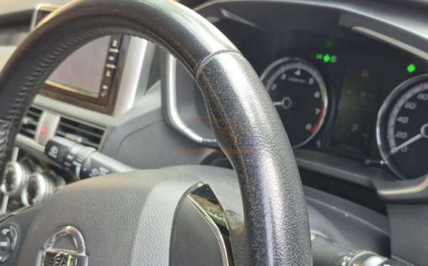 NISSAN LIVINA VL