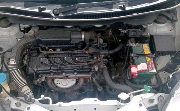 SUZUKI  ERTIGA  GL