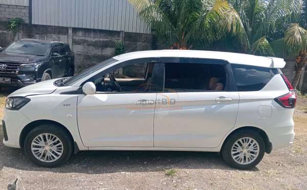 SUZUKI  ERTIGA  GL