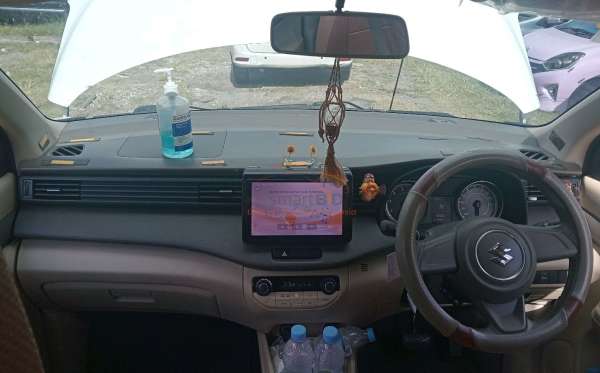 SUZUKI  ERTIGA  GL