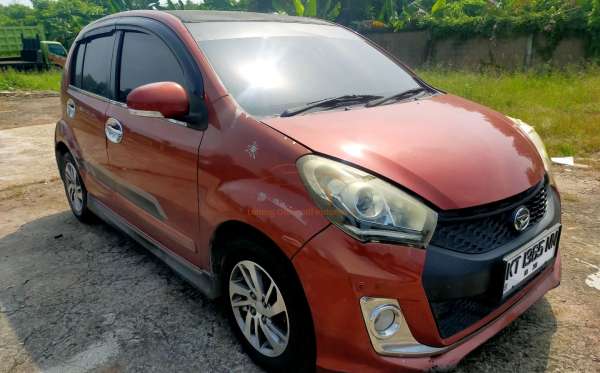 DAIHATSU SIRION