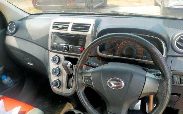 DAIHATSU SIRION