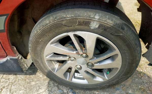 DAIHATSU SIRION