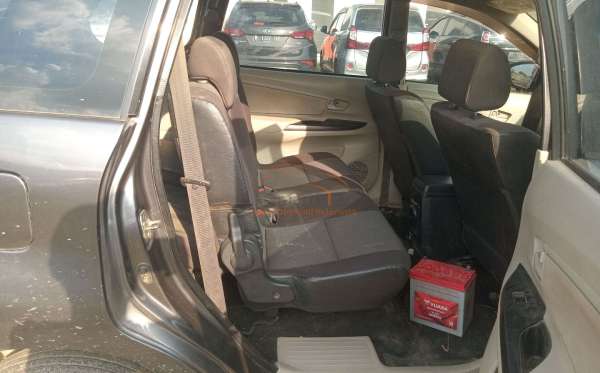 DAIHATSU XENIA