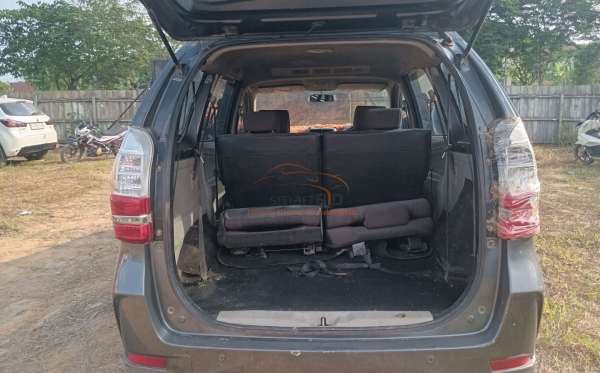 DAIHATSU XENIA